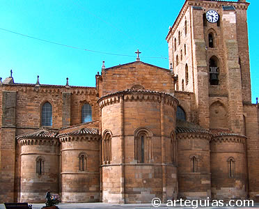 Iglesia de Santa Mar&iacute;a del Mercado, en Benavente, Zamora