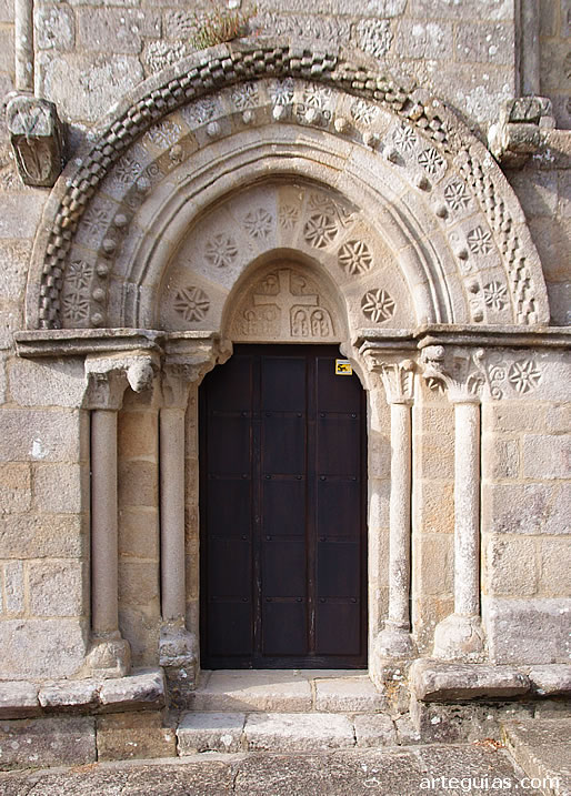 Portada meridional tardorrománica