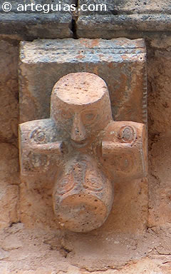 Enigm&aacute;tico canecillo en la Ermita de San Bartolom&eacute;