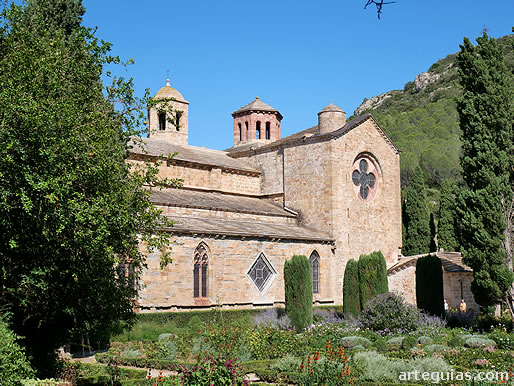 Abad&iacute;a de Fontfroide desde el suroeste