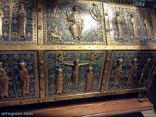 Arqueta de San Calm&iacute;n