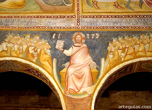 Pinturas murales en las enjutas de los arcos