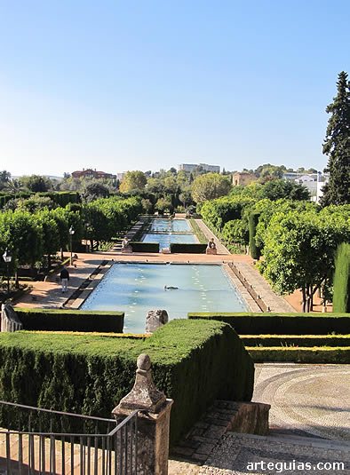 Otra perspectiva de los jardines