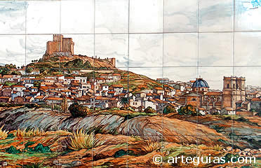 Panel de azulejos con una panor&aacute;mica de Petrer