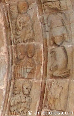 Personas y animales en las arquivoltas