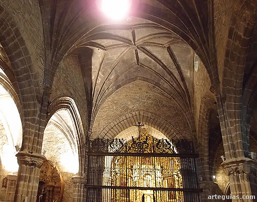 La iglesia parroquial de San Juan Bautista: de factura gótica