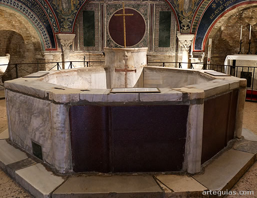 Piscina bautismal