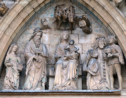 T&iacute;mpano con el pasaje de la Adoraci&oacute;n de los Magos