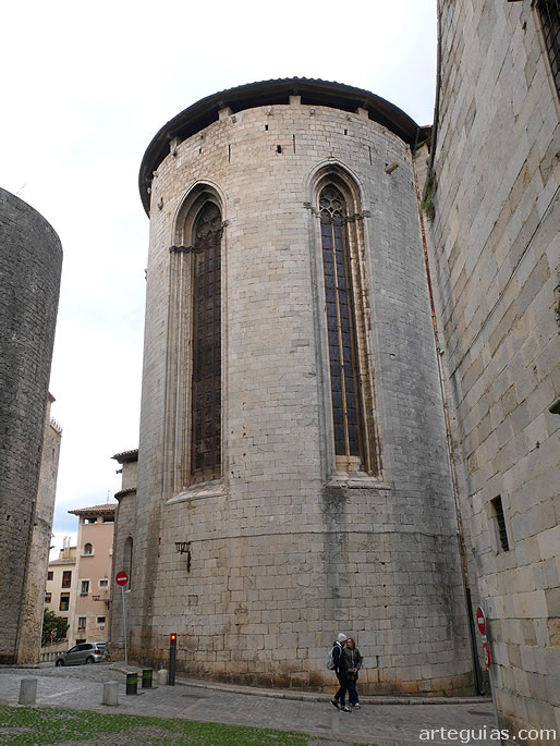 Bas&iacute;lica de Sant Feliu de Girona: exterior del &aacute;bside central