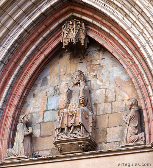 T&iacute;mpano de la portada occidental