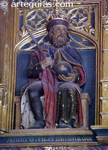 Estatua de Alfonso el Batallador en el Alc&aacute;zar de Segovia