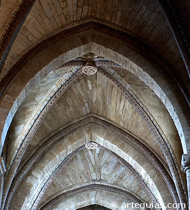 Iglesia de Santa María de Benavente. En esta ciudad tuvo lugar el Tratado de Tercerías
