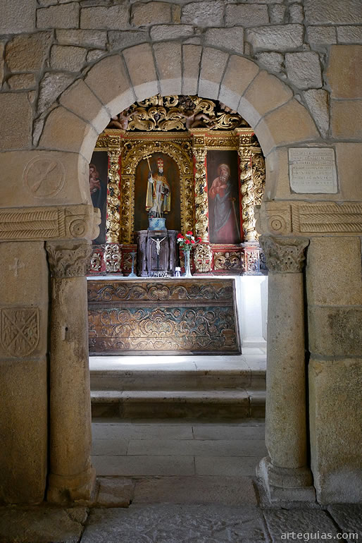 Arco triunfal desde las naves