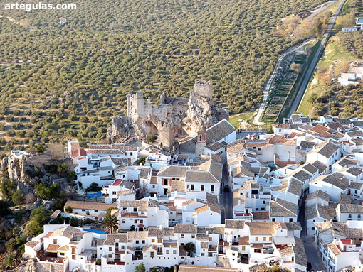 El castillo de Zuheros protagonista de esta localidad cordobesa