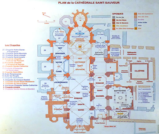 Complicad&iacute;sima planta de la Catedral de Aix-en-Provence, Francia