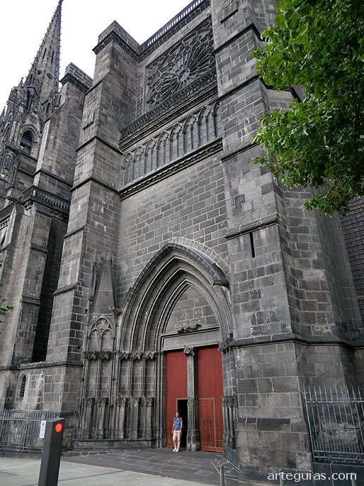 Puerta del brazo sur del transepto