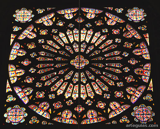 Roset&oacute;n g&oacute;tico muy espectacular