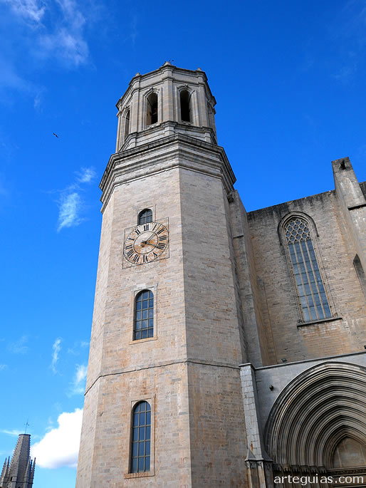 Campanario de la Catedral de Girona, del siglo XVI