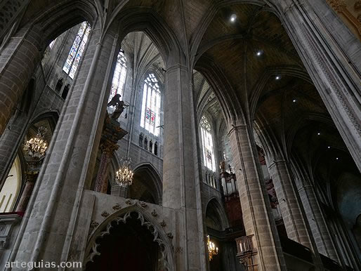 Gu&iacute;a de la Catedral de Narbona, Francia