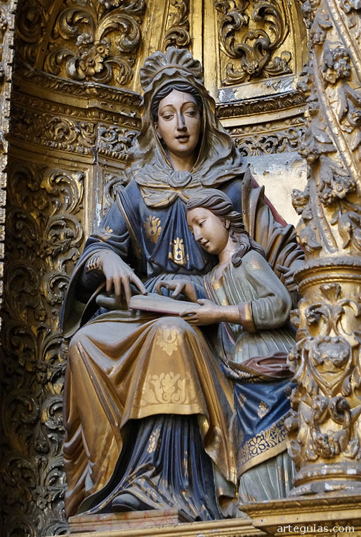 Grupo escult&oacute;rico de Santa Ana y la Virgen Mar&iacute;a