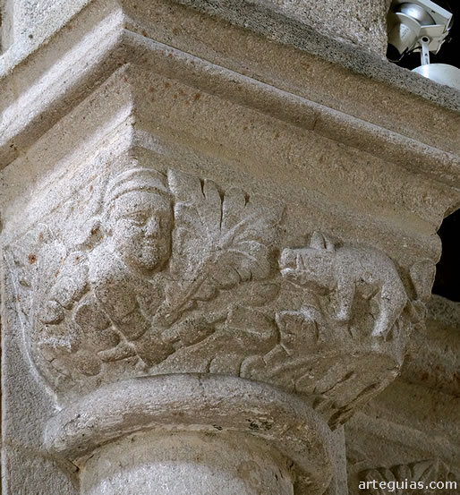 Capitel con la caza de un jabal&iacute;
