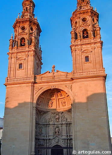 Fachada de la catedral de Logro&ntilde;o