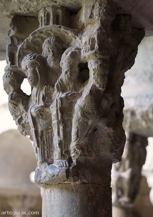 Capitel del claustro de la Catedral de Girona