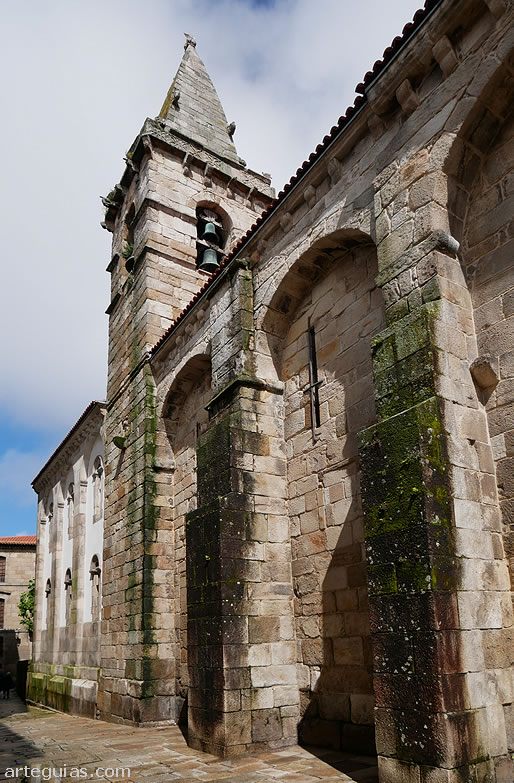 Muro meridional de la Colegiata de Santa Mar&iacute;a del Campo de A Coru&ntilde;a