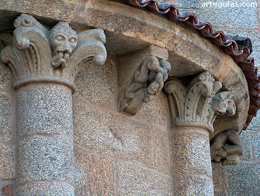 Cornisa de uno de los ábsides de la Colegiata de Sar