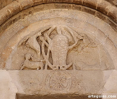 T&iacute;mpano de la puerta oeste