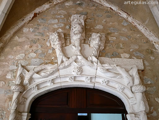 Decoraci&oacute;n de la puerta manuelina