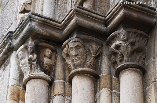 Los capiteles del lado opuesto