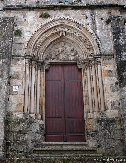San Francisco de Betanzos: puerta occidental