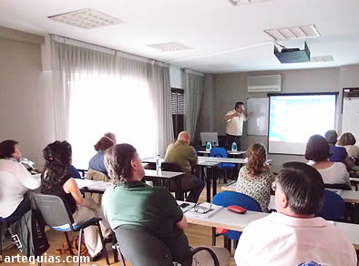 Momento de la edici&oacute;n inaugural del Seminario sobre el Camino de Santiago de Arteguias
