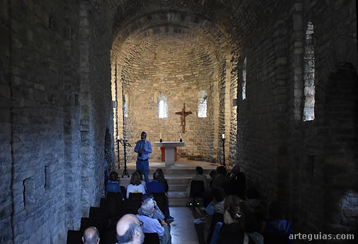 Interior de la iglesia