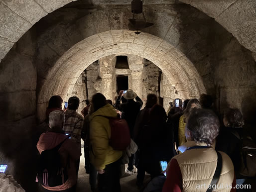 En la Cripta de San Antol&iacute;n. Siglo VII d.C.