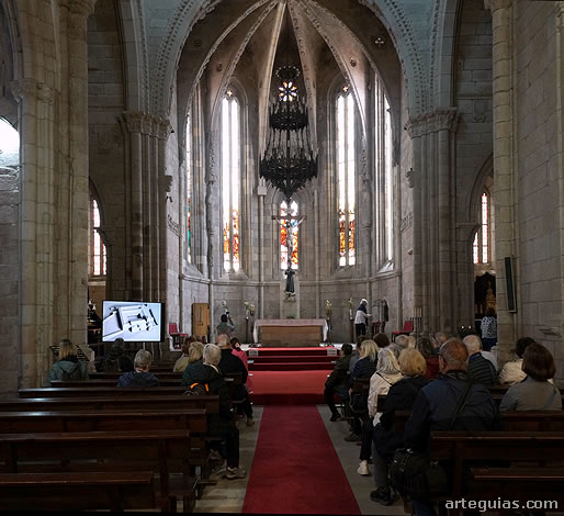En el interior de San Francisco de Betanzos