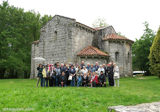Foto de familia en San Miguel de Breamo