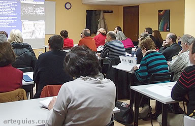 Momento del seminario sobre el Simbolismo: Mensajes y Significados de las formas rom&aacute;nicas