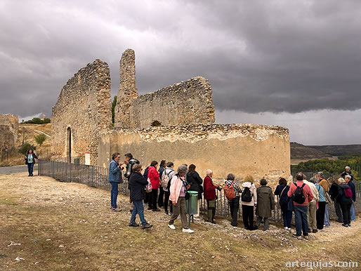 Ruinas de la iglesia de San Mart&iacute;n de Fuentidue&ntilde;a