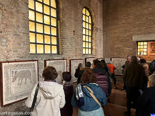 Mosaicos de la Basílica de San Juan Evangelista