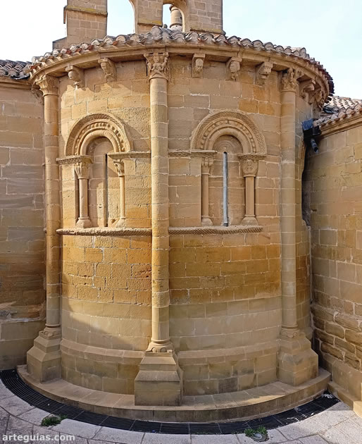Primera visita de la tarde del s&aacute;bado: iglesia de Tirgo