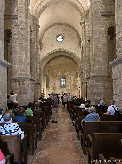 Interior de Saint Andr&eacute; de Sor&egrave;de