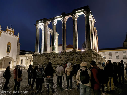 Explicacionse sobre el templo romano de &Eacute;vora