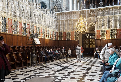 En el coro de la catedral