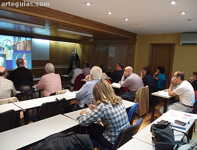 Momento del seminario que aborda la pintura en el mundo antiguo