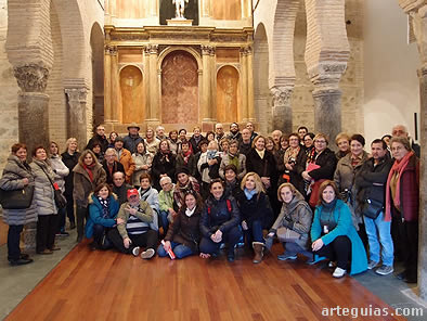 Imagen de la cuarta edici&oacute;n. Posando en la iglesia de San Sebasti&aacute;n (antigua mezquita)