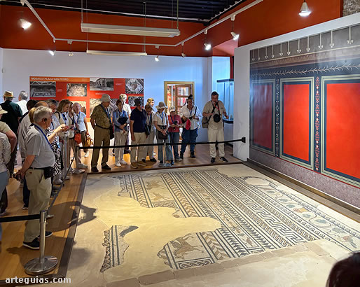 Mosaico romano conservado y expuesto en el Palacio Ducal de Medinaceli