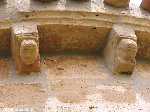 Canecillos muy sencillos. Ermita de San Fag&uacute;n de Barrios de Bureba