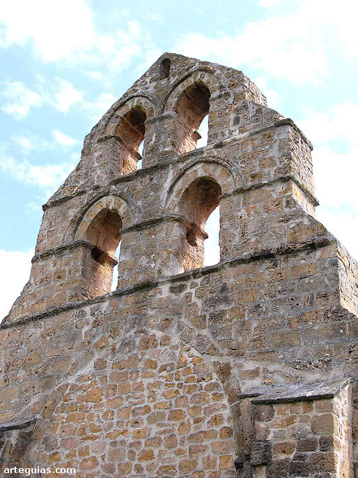 Espada&ntilde;a rom&aacute;nica de la ermita de San Fag&uacute;n de Barrios de Bureba